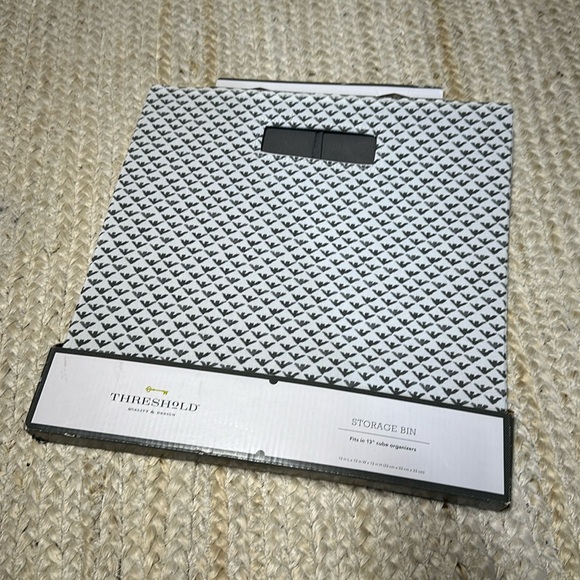 NEW Threshold/Brightroom 13" x 13" Fabric Cube Bin Fiaro Gray/White Print - Picture 2 of 3